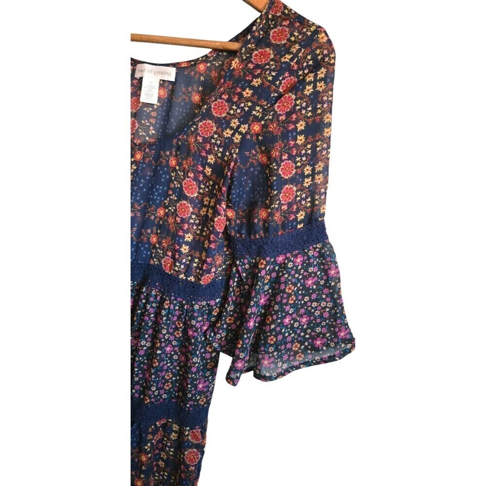 Band Of Gypsies Blouse Womens XS Mixed Floral Print Semi-Sheer Bell Sleeves - Picture 2 of 7
